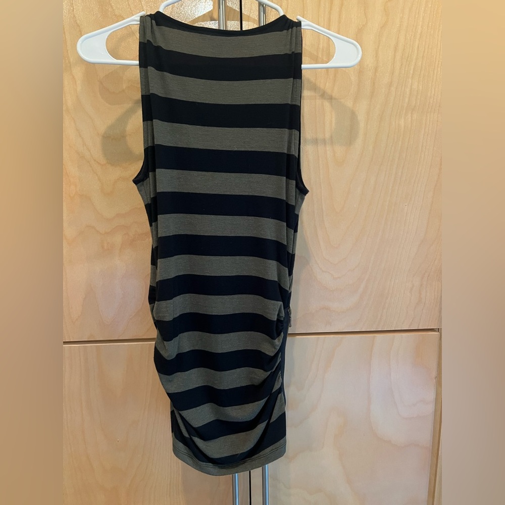 Tank top - Picture 4 of 7
